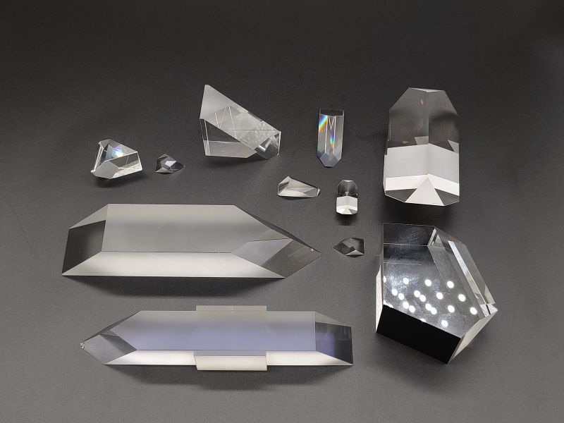 Right Angle Roof Prism